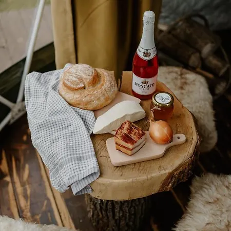 Glamping Slovensko 豪华帐篷 *